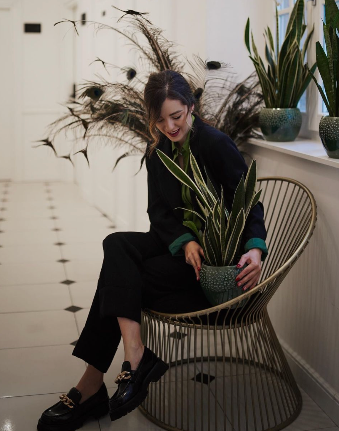 Дамски костюм AMARE GREEN Collection KA BO